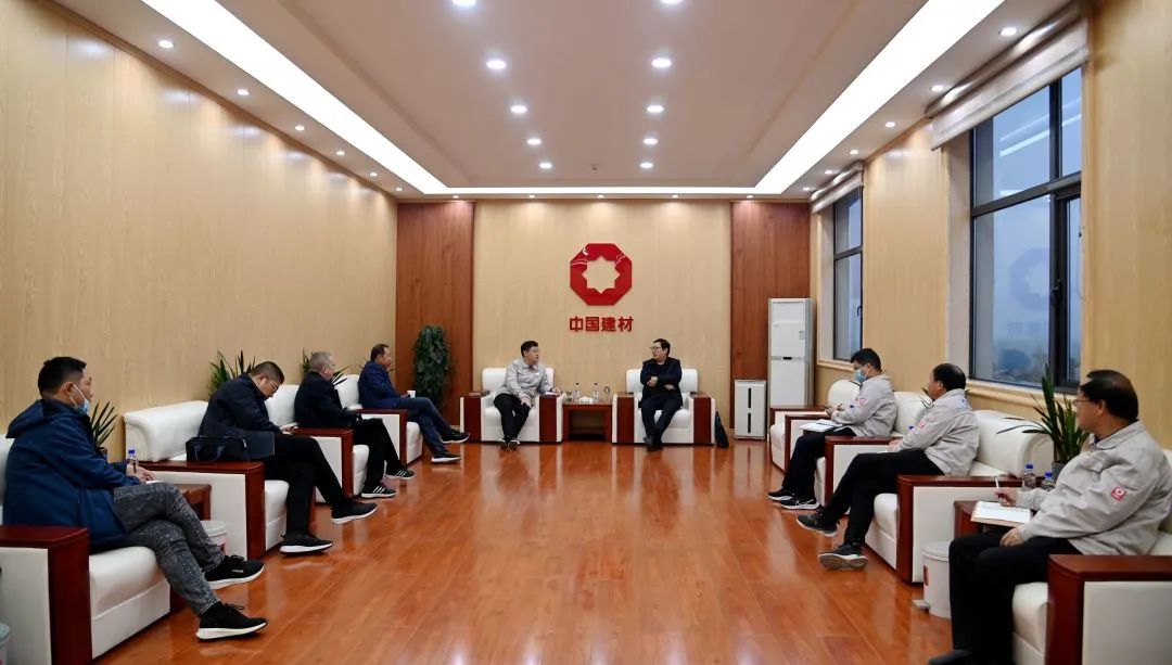 淅川縣常務(wù)副縣長張栓譽(yù)一行蒞臨淅川中聯(lián)調(diào)研指導(dǎo)工作